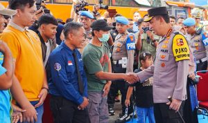 Kapolri Lepas 80 Bus Mudik Gratis, Pastikan Kesiapan Sopir Antar Masyarakat ke Tujuan 8