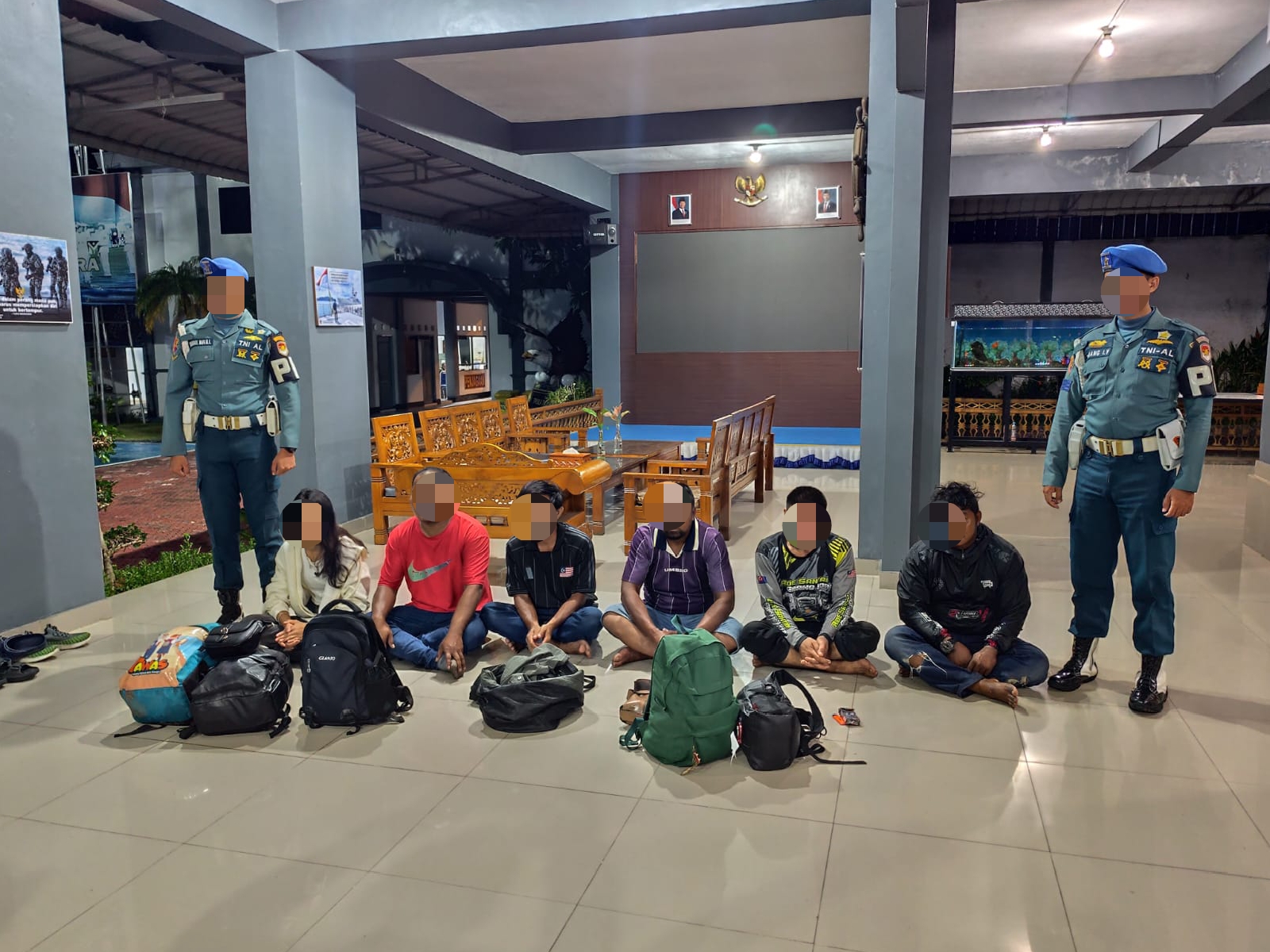 TNI AL dan BAIS Amankan PMI Non Prosedural di Karimun 2