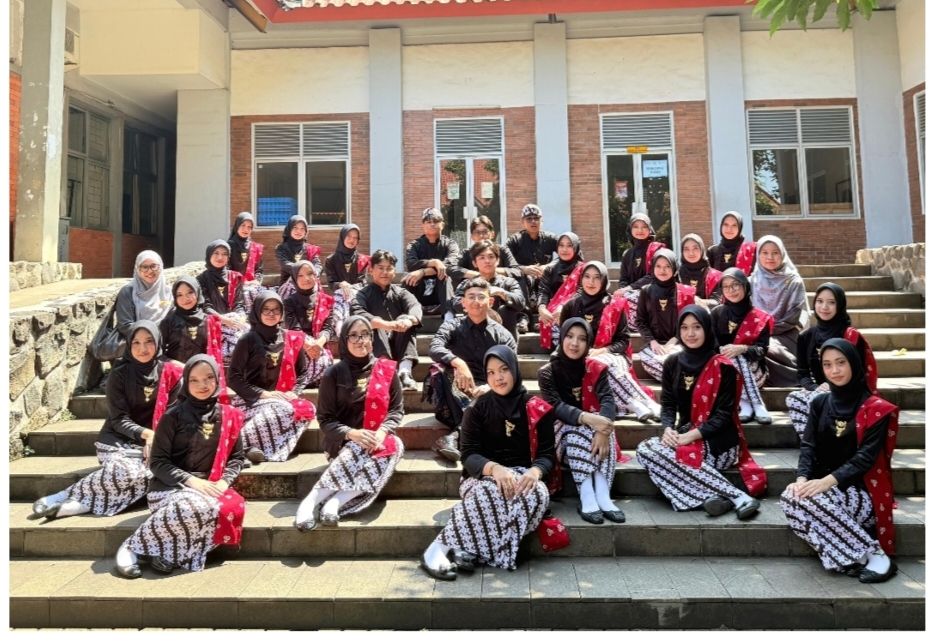 IMG-20260510-WA0054 Paduan Suara Eldiro Harumkan Nama Pangsoed Galaxi di Ajang Nasional UI 1
