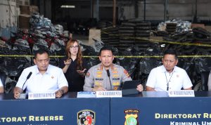 Polda Metro Jaya Bongkar Sindikat Ekspor Ilegal, Ribuan Sepeda Motor Disita 7