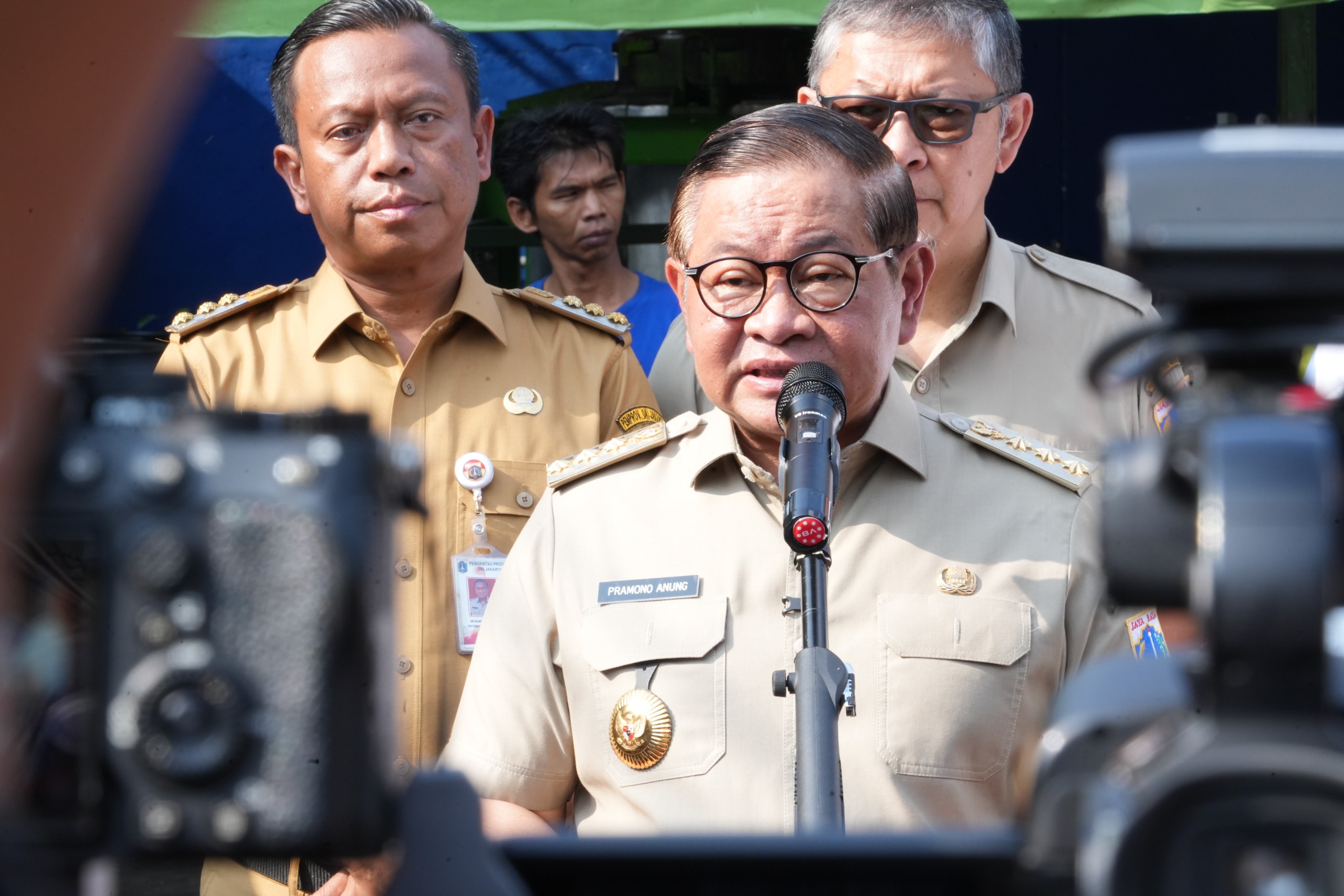 IMG-20260511-WA0046 Munjirin Dampingi Pramono Anung Tinjau Pengolahan Sampah Jadi Pupuk Organik di Kramatjati 1