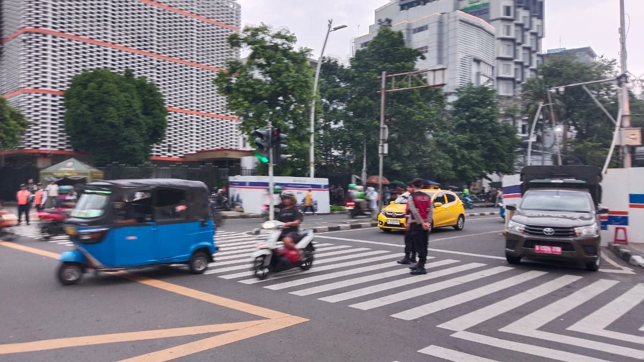 Jaga Kondusifitas CFD Kota Tua dan Sarinah, Dit Samapta Korsabhara Baharkam Polri Gelar Patroli Dialogis 3