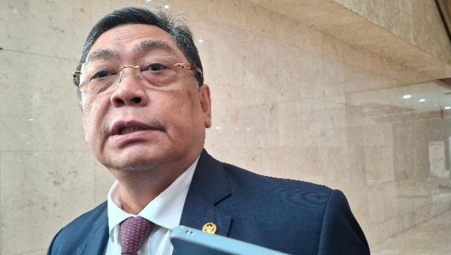 utut-adianto-pastikan-raker-bareng-kemhan-tni-terkait-apbn-tidak-bahas-aksi-anarkis-Ec9OLktsjp Ketua Komisi I DPR-RI Sebut Gelojak Timur Tengah Berdampak pada Indonesia 1