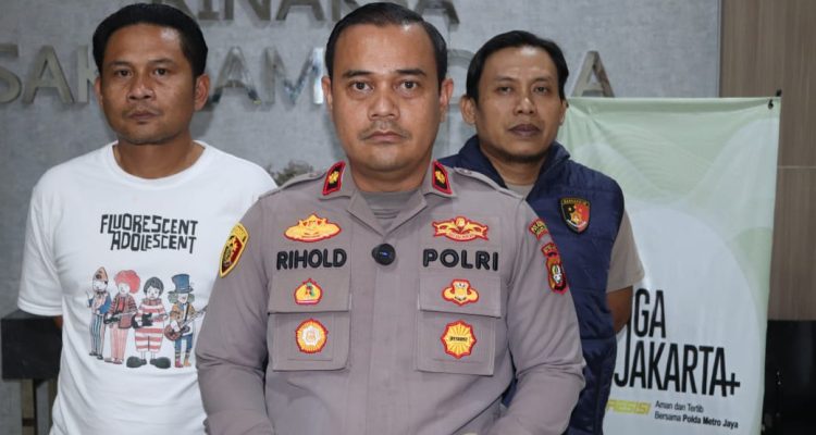 Ajak Korban ke Kamar Kos, Komplotan Wanita Gasak Motor dan Handphone 3