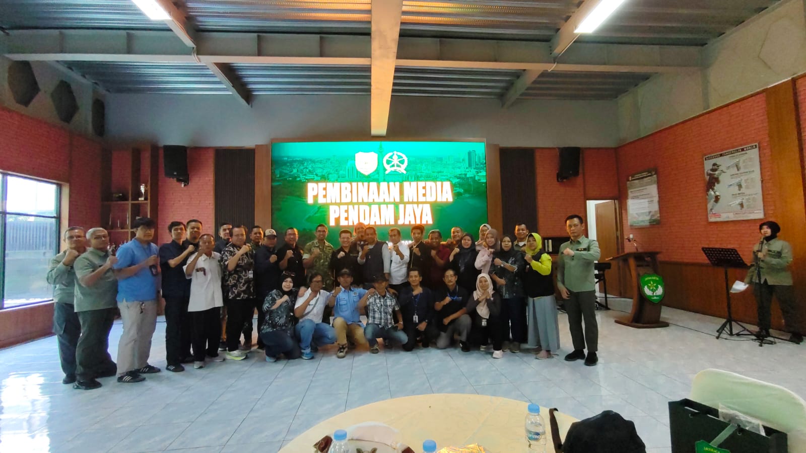 Hoaks Marak di Era Digital, Kapendam Jaya: Media Berperan Memberi Informasi yang Akurat dan Berimbang 1 Hoaks Marak di Era Digital, Kapendam Jaya: Media Berperan Memberi Informasi yang Akurat dan Berimbang 2