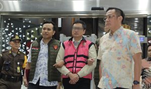 Jampidsus Kejagung Tahan Penerima Manfaat Bancakan Sepeda Motor Listrik BGN 2