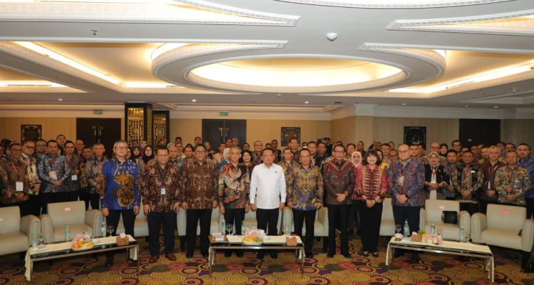 Perintah Jampidsus untuk Semua Aspidsus dan Kajari, Febrie Adriansyah: Keberhasilan Penegakkan Hukum Kini Diukur dari Kepercayaan Masyarakat atas Komitmen Kejaksaan Memberantas Korupsi 2