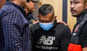 9 Jaksa Diterjunkan Kawal; Penyidikan Taufik Hidayat di Polda Jabar 9