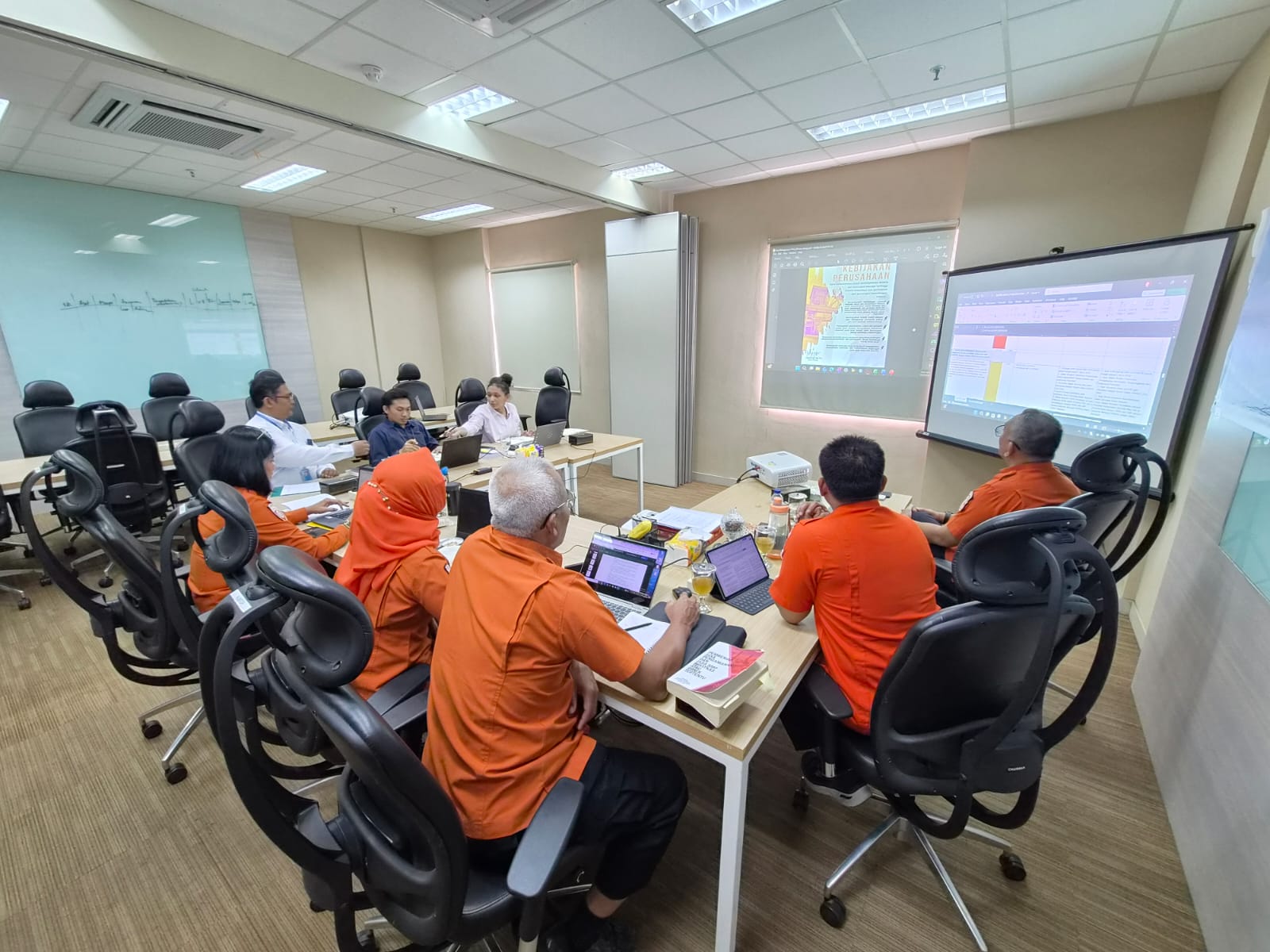 Pastikan Pasokan Energi Aman, Polri dan PT LBE Matangkan Sistem Manajemen Pengamanan Lewat Diskusi Edukatif 1 Pastikan Pasokan Energi Aman, Polri dan PT LBE Matangkan Sistem Manajemen Pengamanan Lewat Diskusi Edukatif 2