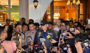 IMG-20260708-WA0093 Polisi Temukan Brankas Berisi Valas Saat Geledah Kafe di Cipete 2