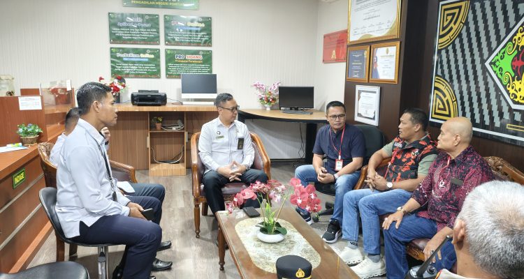 Audiensi dengan Ketua PN Pontianak, MPW Pemuda Pancasila Kalbar Dorong Penegakan Hukum yang Berkeadilan 3
