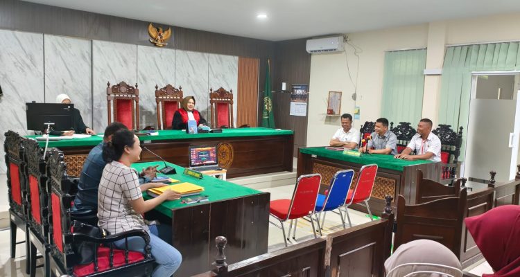 Praperadilan Penghentian dan Proses Penanganan Perkara Disidangkan di PN Pontianak 1
