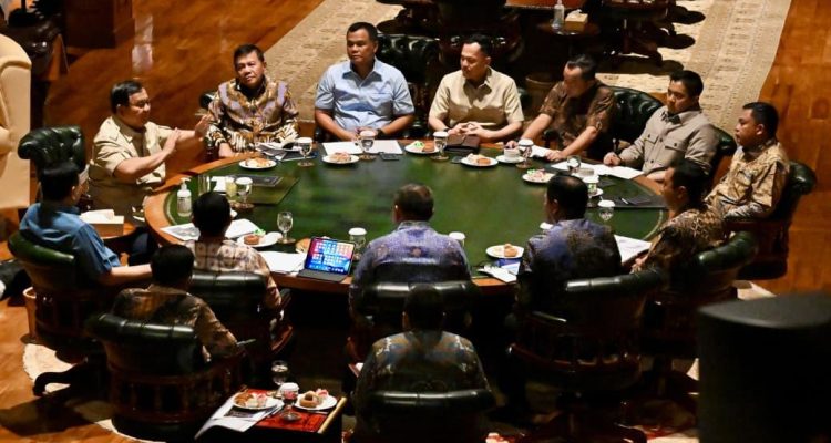 Prabowo Minta Izin Korporasi Pelaku Karhutla Dicabut 4