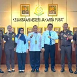 Kejari Jakpus Terima Kunjungan Ketua PA Jakpus 24