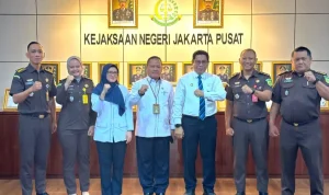 Kejari Jakpus Terima Kunjungan Ketua PA Jakpus 3