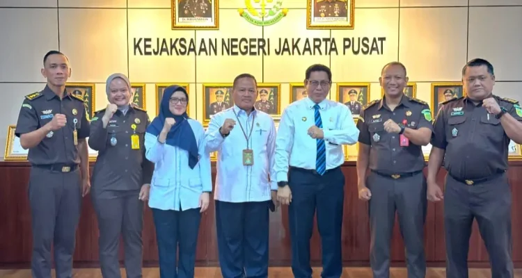 Kejari Jakpus Terima Kunjungan Ketua PA Jakpus 2