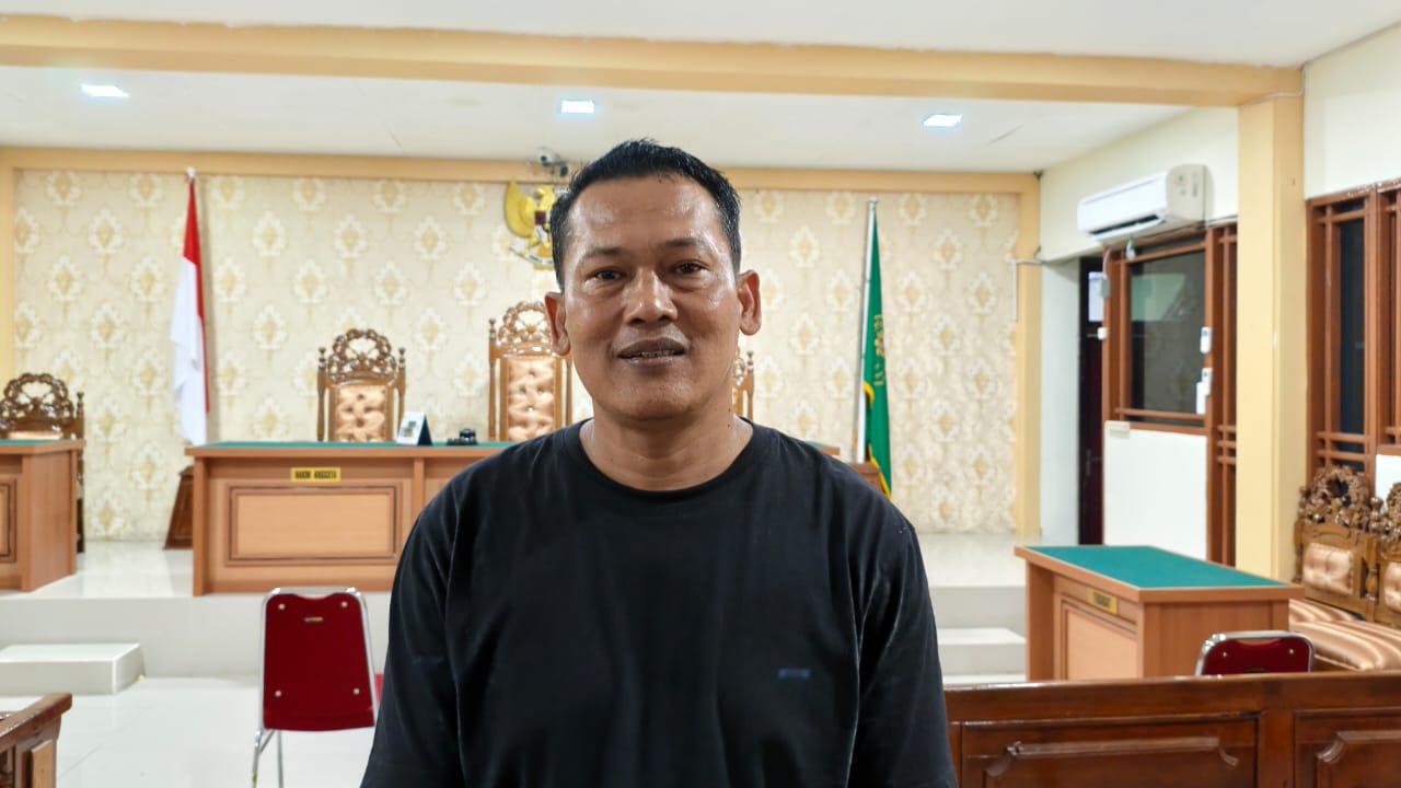 Sidang Kasus Oli Tidak Standar, Rantai Pemasok Dipertanyakan 1 Sidang Kasus Oli Tidak Standar, Rantai Pemasok Dipertanyakan 2