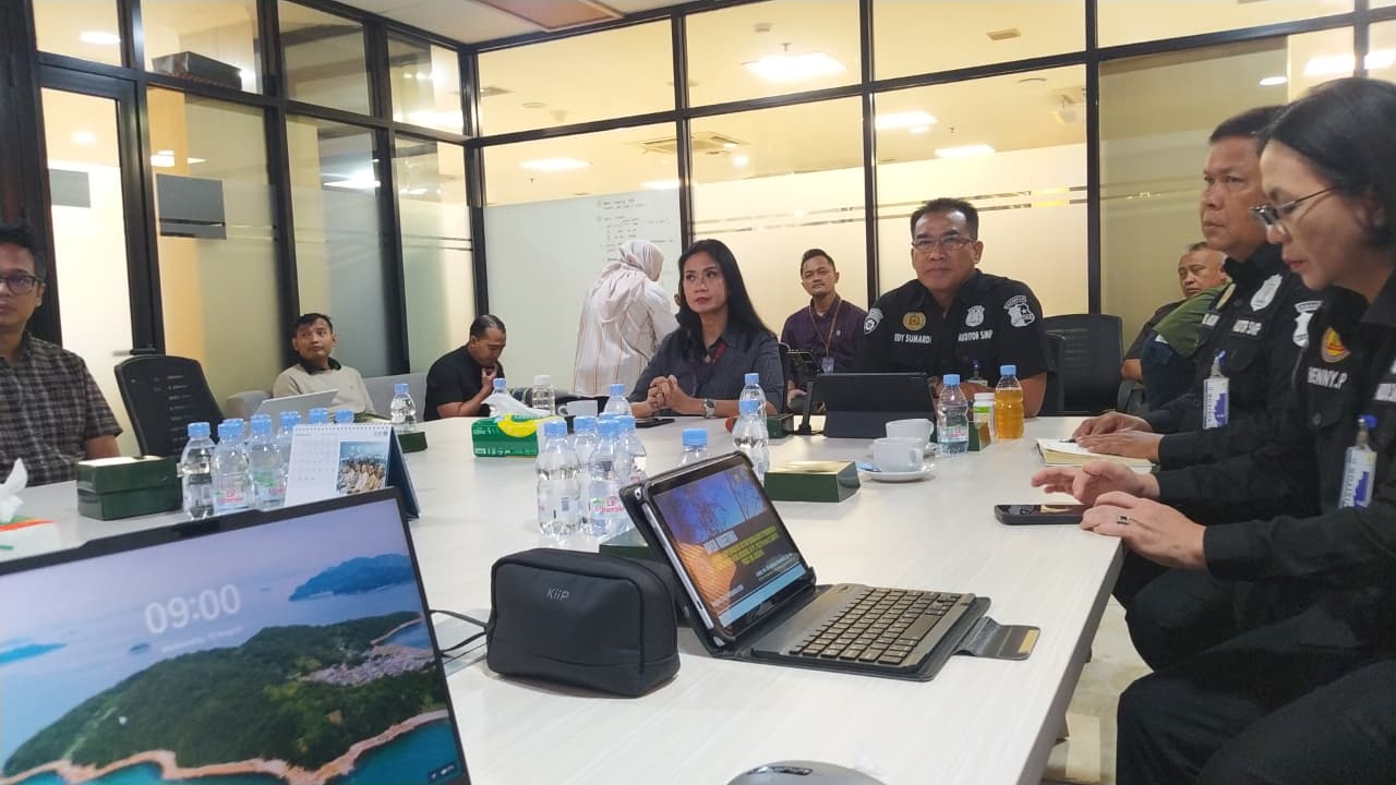 Kombes Edy Sumardi Pimpin Wasdal SMP di PLN Pusat 1 Kombes Edy Sumardi Pimpin Wasdal SMP di PLN Pusat 2