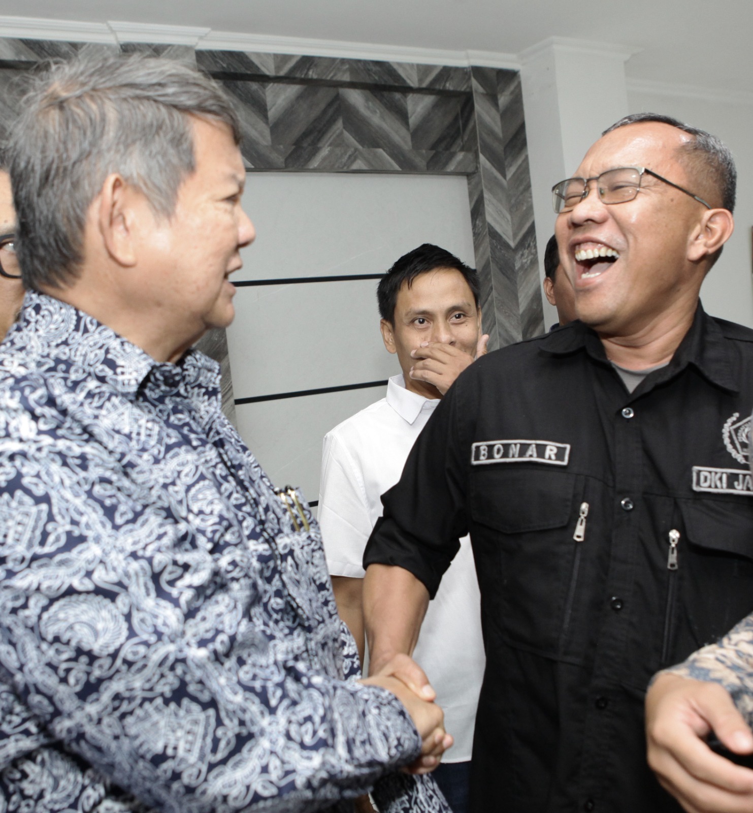 Hasyim Hadiri Pengukuhan Pokja Newsroom Jaga Desa Besutan SMSI 2 Hasyim Hadiri Pengukuhan Pokja Newsroom Jaga Desa Besutan SMSI 3
