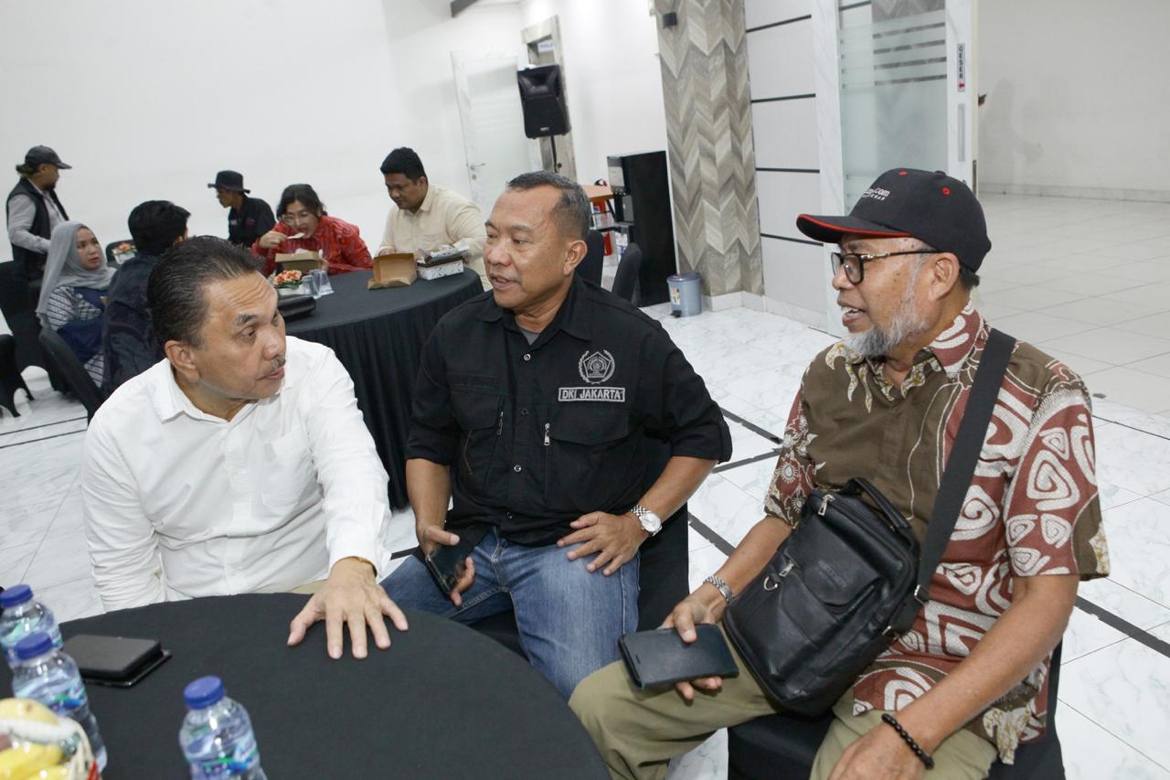 Hasyim Hadiri Pengukuhan Pokja Newsroom Jaga Desa Besutan SMSI 4 Hasyim Hadiri Pengukuhan Pokja Newsroom Jaga Desa Besutan SMSI 5