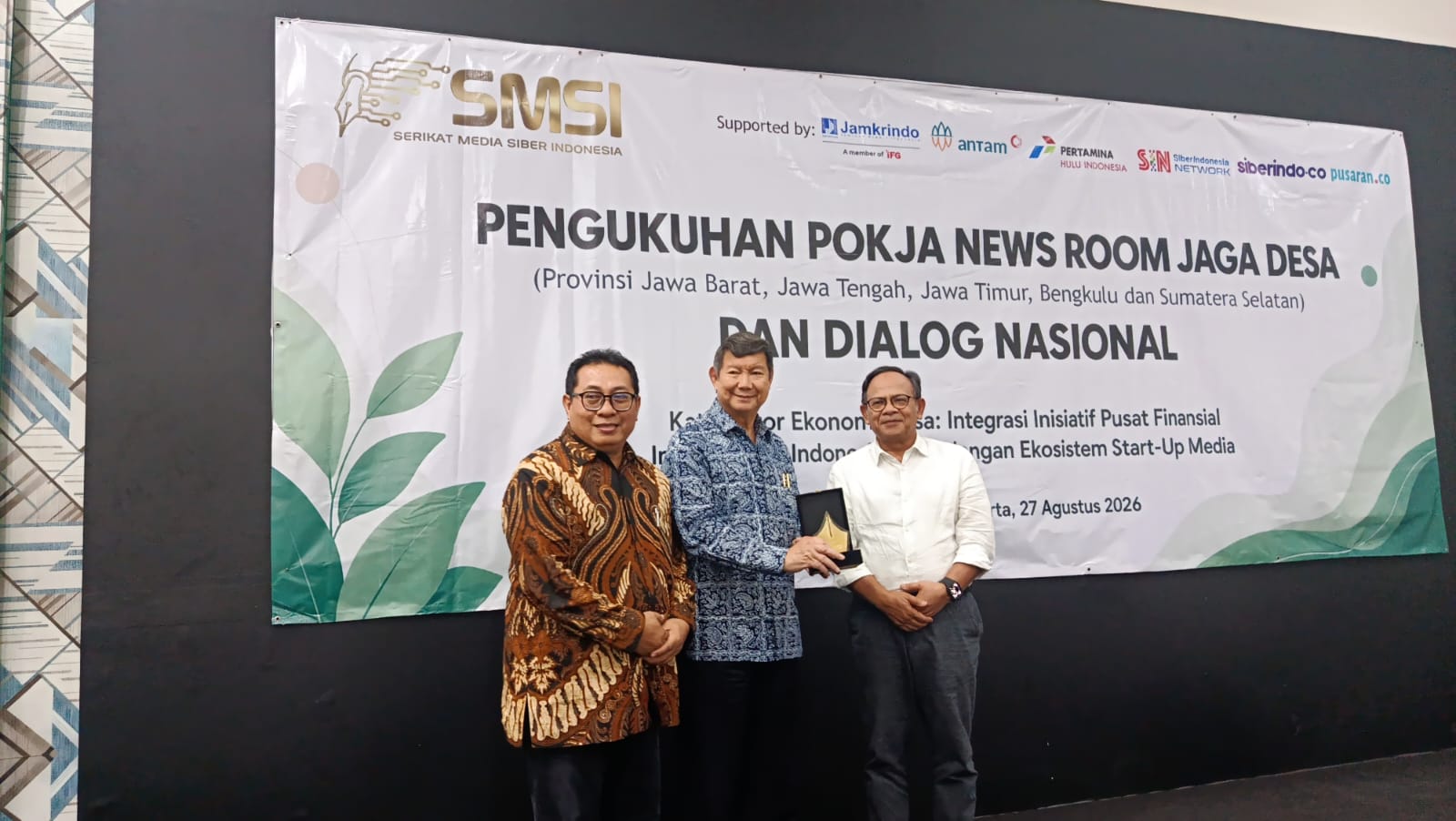 Hasyim Hadiri Pengukuhan Pokja Newsroom Jaga Desa Besutan SMSI 3 Hasyim Hadiri Pengukuhan Pokja Newsroom Jaga Desa Besutan SMSI 4