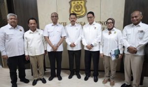 Screenshot_20260803_191252_WhatsApp Wakil Jaksa Agung Terima Audiensi Wakil Menteri ESDM 2