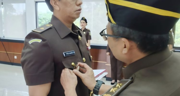 Badiklat Perkuat Struktur Organisasi, Sekretaris Badiklat Yulianto Lantik 2 Pejabat Baru 2