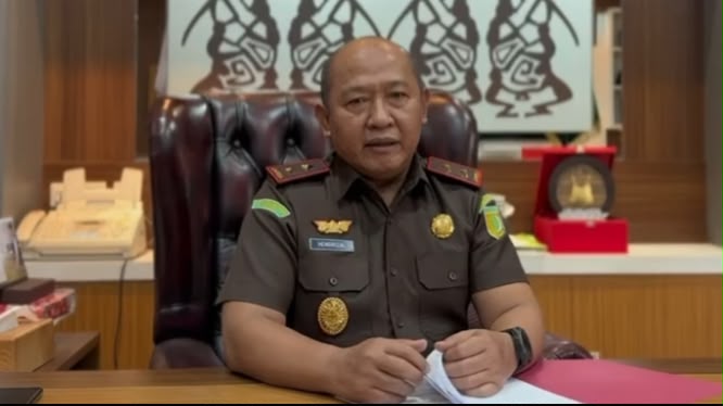 hendrizal husin saat menjadi kajati papua Hendrizal Husin Ditunjuk Jaksa Agung Menjadi Kepala Kejati Kalteng 1