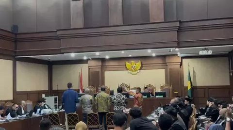 Minta Jokowi Dipanggil di Sidang Kasus Korupsi Kuota Haji 1