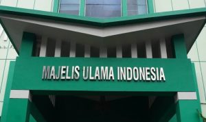 18e378d18ce550d7c0a24b02a477176f-gambar MUI Ingatkan Warga Waspada Erupsi Gunung Anak Krakatau 2