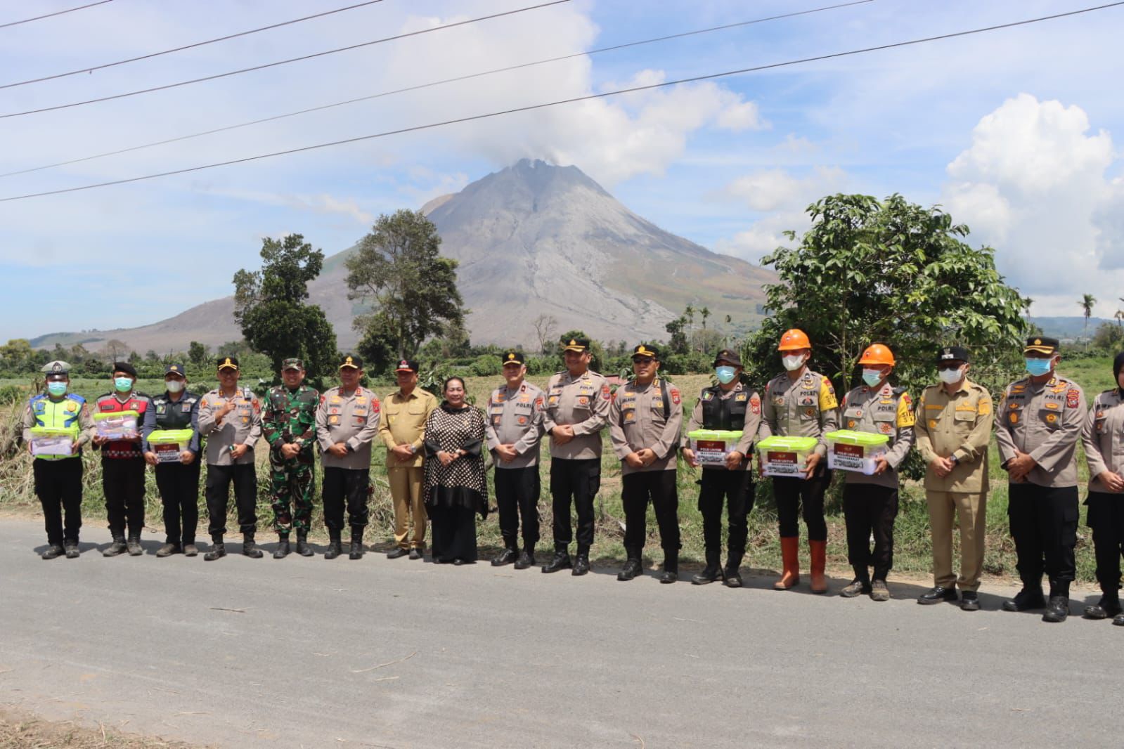 IMG-20260901-WA0042 Gunung Sinabung Berstatus Siaga, 176 Personel Polri Dikerahkan untuk Layani dan Lindungi Masyarakat 1