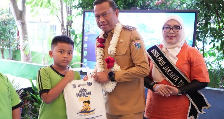 561 Siswa SD di Cipinang Besar Utara Ikuti Safari Gemarikan, Didorong Konsumsi Ikan untuk Pertumbuhan 1