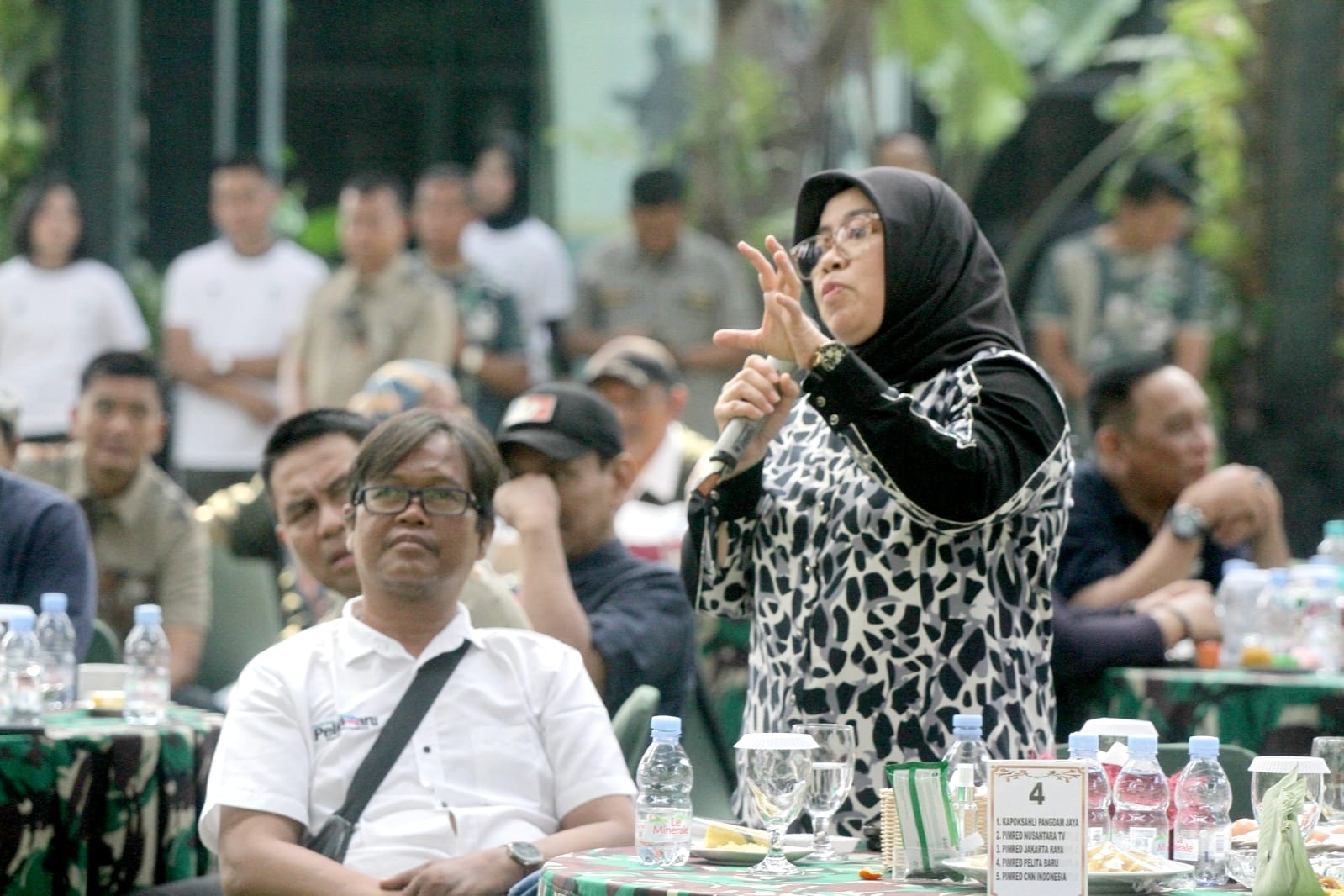 Ketua PWI Jaya Coffee Morning bersama Pangdam Jaya dan Sejumlah Elemen Masyarakat 5 Ketua PWI Jaya Coffee Morning bersama Pangdam Jaya dan Sejumlah Elemen Masyarakat 6