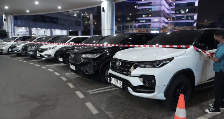 Korupsi Tebu, Jaksa Sita 11 Mobil Kelas Premium Sampai Mewah 1