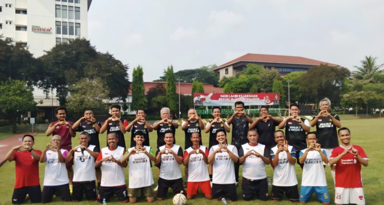 Harli Siregar Cetak Gol, Kabadiklat Kejaksaan Satukan Jajaran Lewat Sepak Bola 2