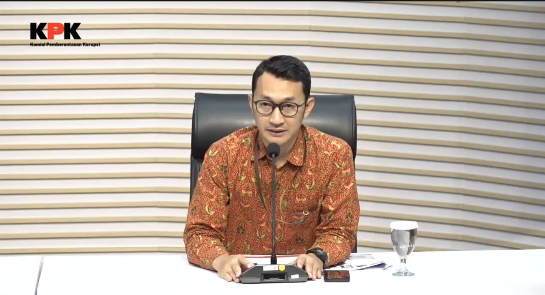 Screenshot_20260922_164047_Facebook KPK Periksa 11 Saksi untuk Ipda Yayat 1