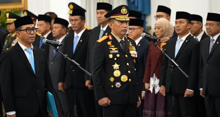 Reshuffle Kabinet Prabowo, Kapolri hingga Menko Berganti 1