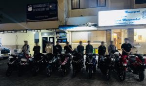 Diduga Mau Balap Liar di Duren Sawit, 10 Motor Ditahan Brimob Polda Metro Jaya 6