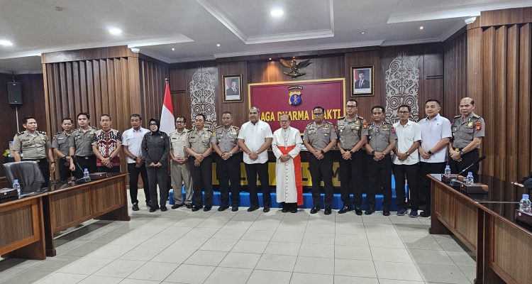 Kardinal Suharyo Sapa Polda Kaltim, Teguhkan Iman dan Integritas Polisi 1