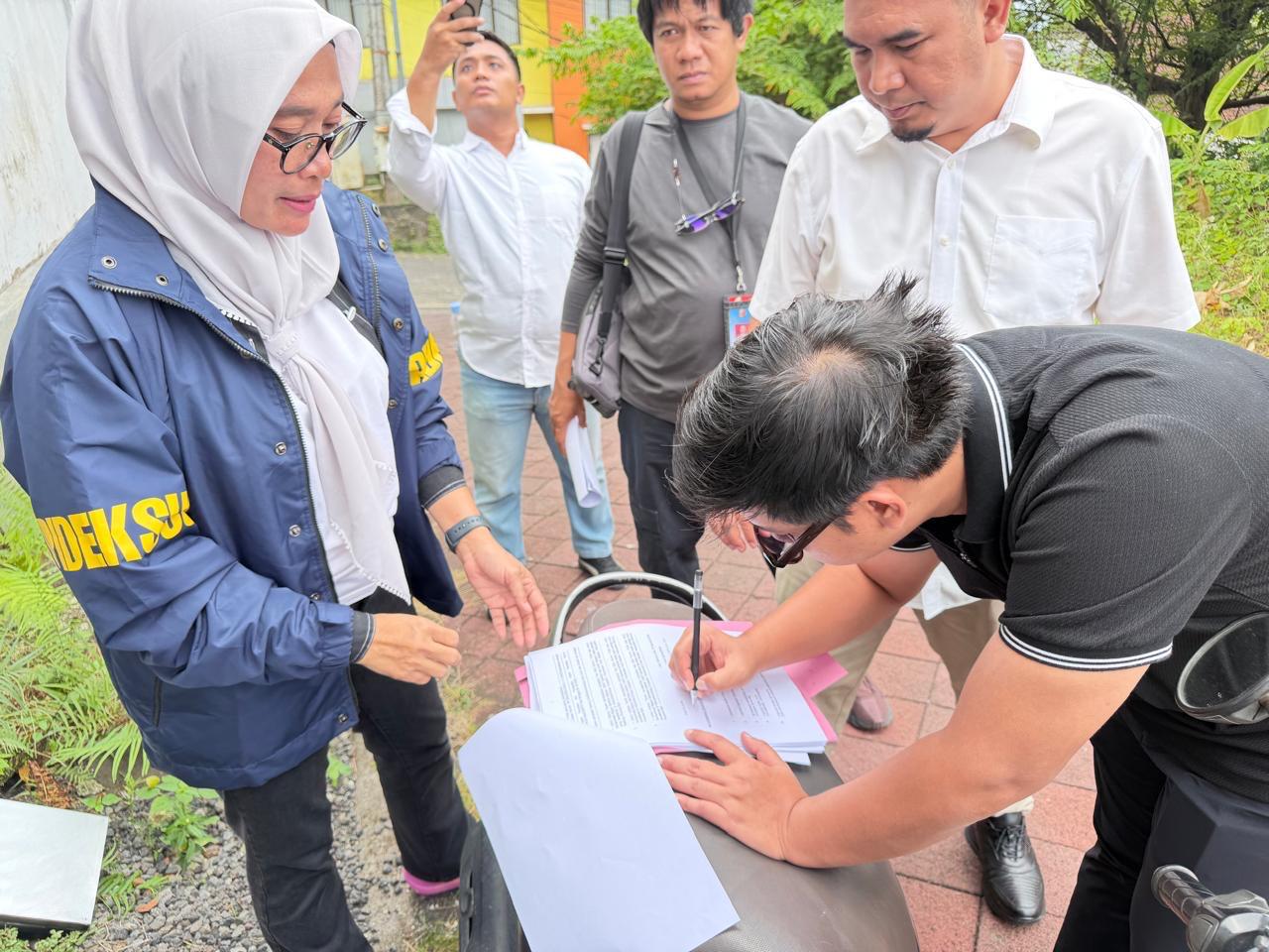 110 Aset Tersangka FH dalam Kasus PT DSI Disita, Bareskrim: Hampir 50 Persen Dana Nasabah Bisa Kembali 4 110 Aset Tersangka FH dalam Kasus PT DSI Disita, Bareskrim: Hampir 50 Persen Dana Nasabah Bisa Kembali 5
