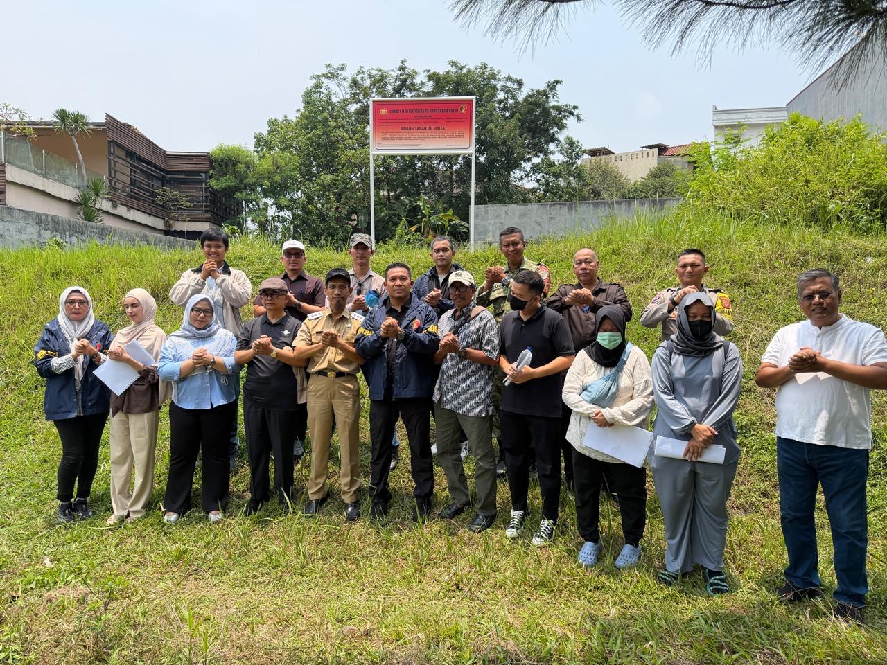 110 Aset Tersangka FH dalam Kasus PT DSI Disita, Bareskrim: Hampir 50 Persen Dana Nasabah Bisa Kembali 6 110 Aset Tersangka FH dalam Kasus PT DSI Disita, Bareskrim: Hampir 50 Persen Dana Nasabah Bisa Kembali 7