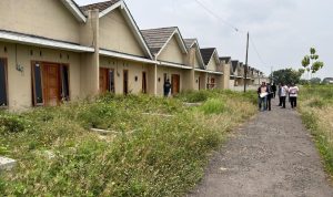 Aset PT DSI Dikejar Hingga Sukaharjo, 17 Unit Rumah di Perumahan D'Trosemi Disita 2