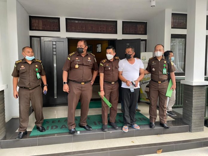 2706977235 Janjikan Proyek BJB Rp40 Miliar, Jaksa Gadungan Diciduk Intel 8