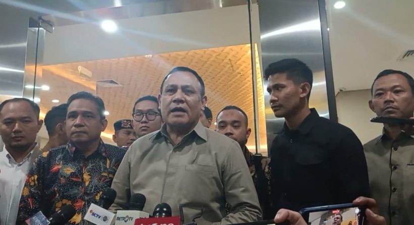 Belum Lengkap, Jaksa Kembali Serahkan Berkas Firli Bahuri ke Polisi 8