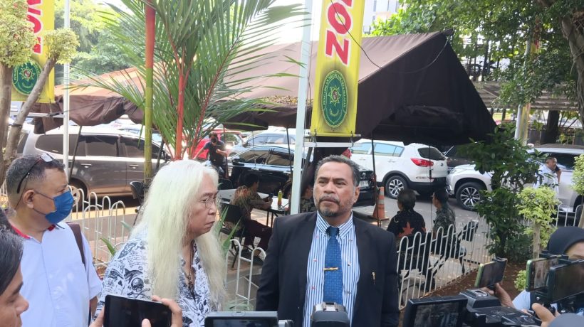 Sidang Gugatan Gono-gini Rp300 Miliar Kembali Ditunda 38