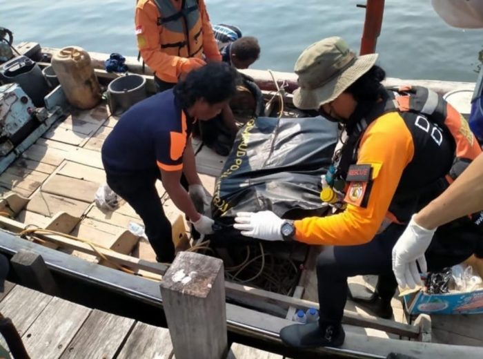 Penyelam Kerang Ditemukan Tak Bernyawa 12