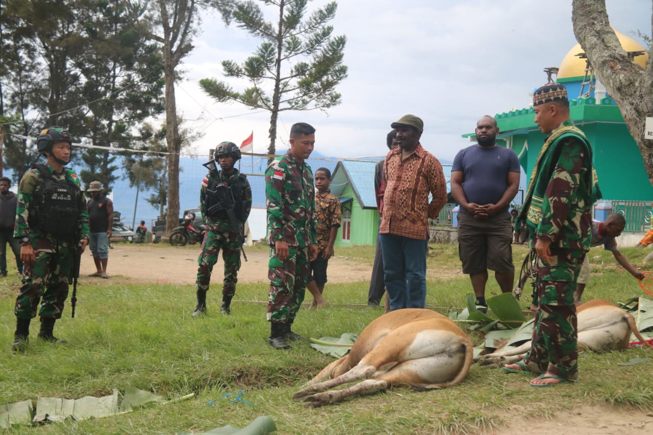 Satgas Yonif RK 751/VJS, Idul Adha 1442 H Di Pegunungan Tengah Papua 1