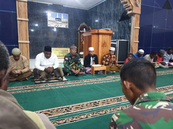 IMG-20210803-WA0036 Satgas Pamrahwan Yonif RK 751/VJS Hadiri Undangan Tokoh Masyarakat Walesi 12