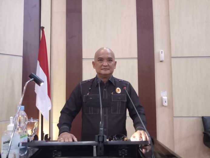 IMG-20210804-WA0045 Penyaluran Bantuan Covid-19 Tebang Pilih, Warga Protes 10