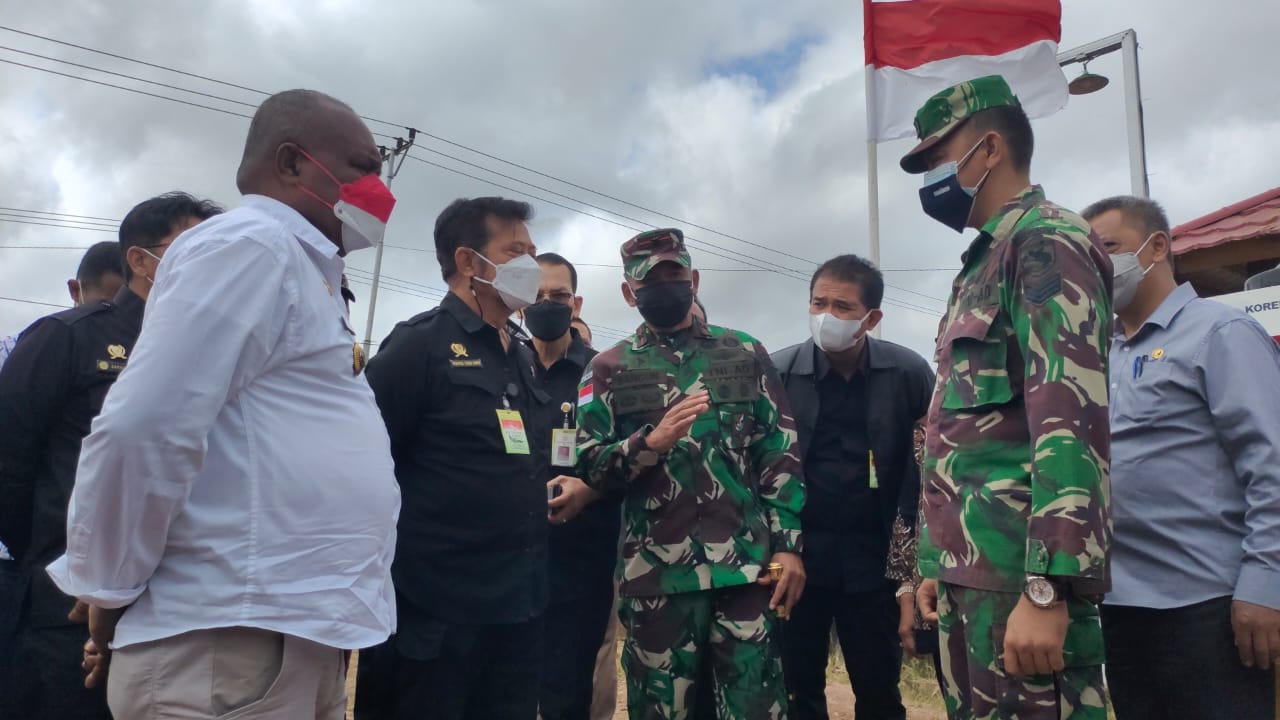 Pertama di Merauke, Serka Ardian Manulang Berhasil Mengembangkan Rice Milling Unit Untuk Membantu Petani 1